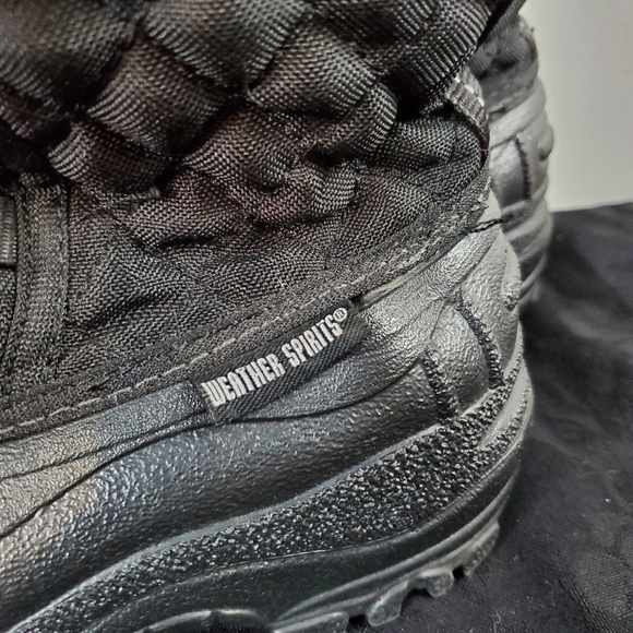 Winter Spirits Black Faux Fur Winter Boots, size 7, slight damage - Picture 4 of 11